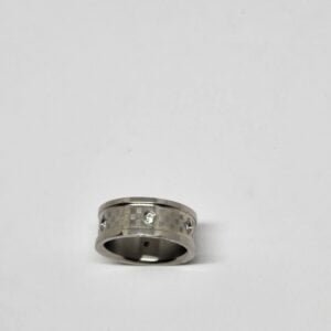 Anillo acero quirúrgico 316 con cuadrados y microcircones transparentes