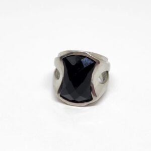 Anillo acero quirúrgico 316 con piedra negra facetada