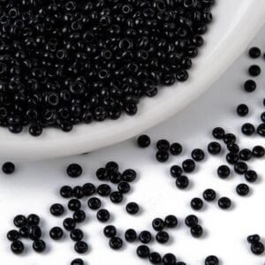 MOSTACILLA DE VIDRIO OPACO 11/0, 2MM, POR 50 GRAMOS (VARIEDAD DE COLORES)