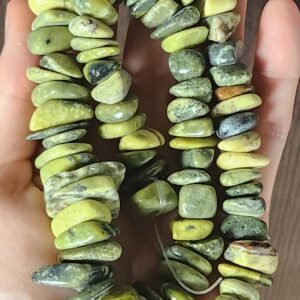Tira de piedras irregulares de serpentina natural