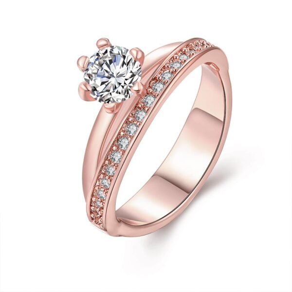 Anillo gold rose/dorado rosé con circones