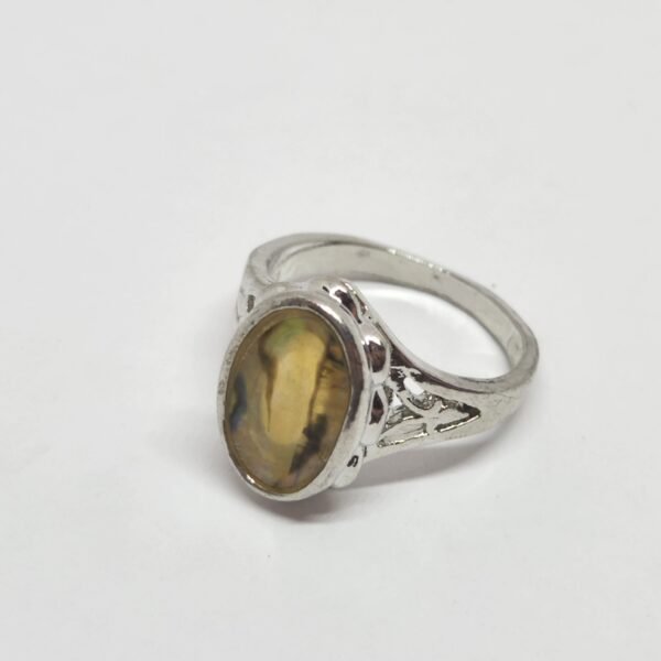 Anillo ovalado de nacar natural 18,5mm