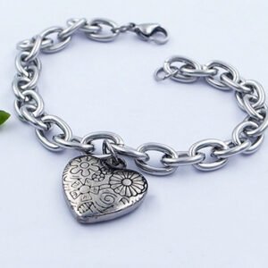 Pulsera de acero quirúrgico de corazón con flores