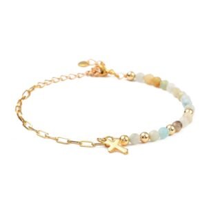 Pulsera dorada con piedra natural amazonita y dije de cruz