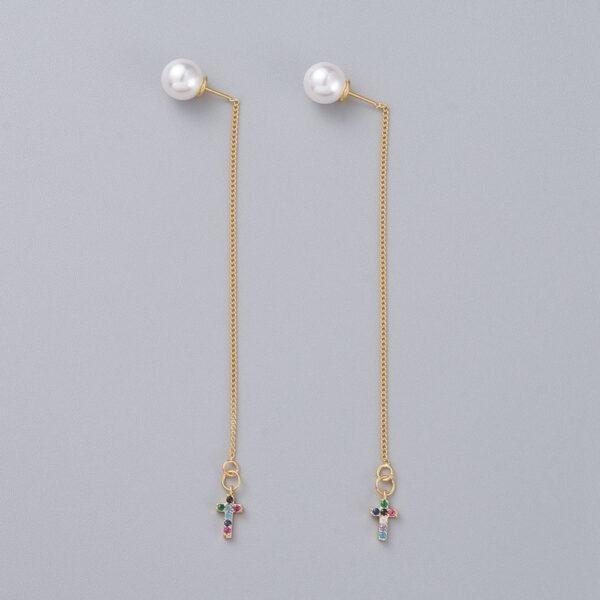 Par de aros perlitas y cruces con microcircones