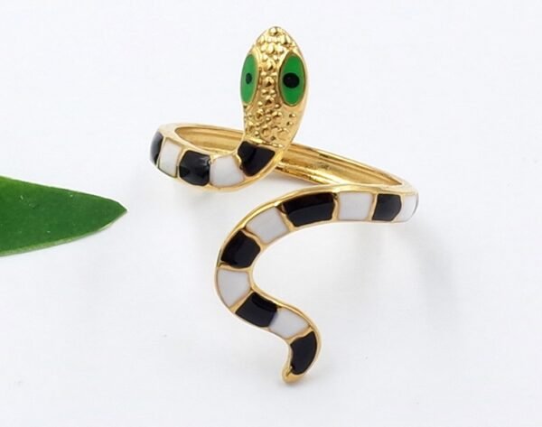 Anillo esmaltado serpiente talle #7