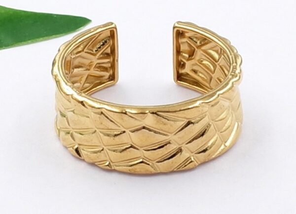 Anillo escamoso talle #7