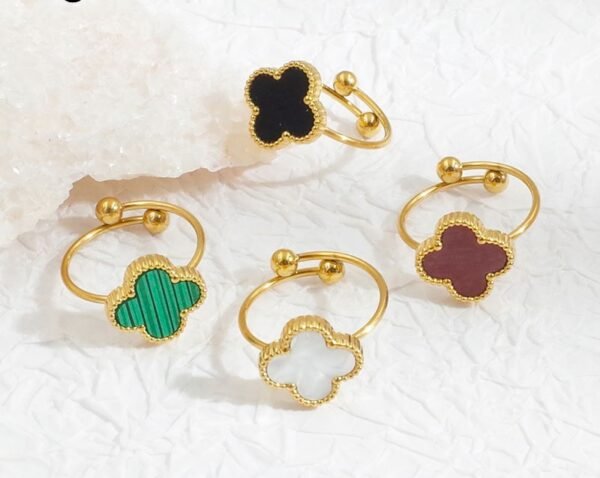 Anillo flor #7 (variedad de colores)