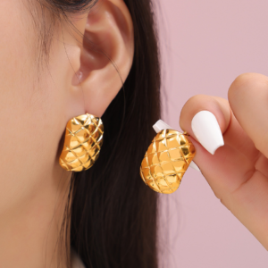 Aros piña dorados