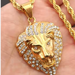Dije león con circones (4,5cm)