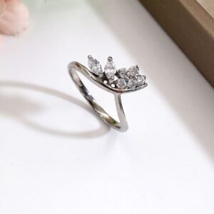 Anillo delicado con circones