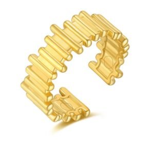 Anillo dorado irregular