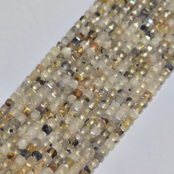 Tira cúbica piedra natural cuarzo rutilado de oro inclusiones negras