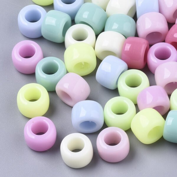 Barriles de colores de plastico 8,5 x 6mm por 50 gramos